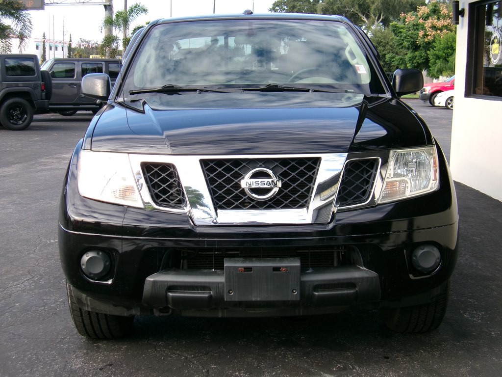 2015 Nissan Frontier Image 6