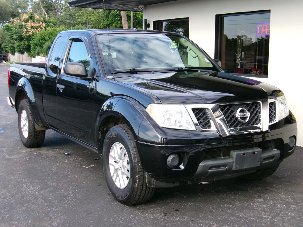 2015 Nissan Frontier Image 8