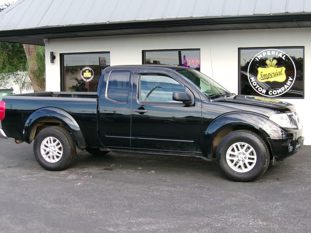 2015 Nissan Frontier Image 11