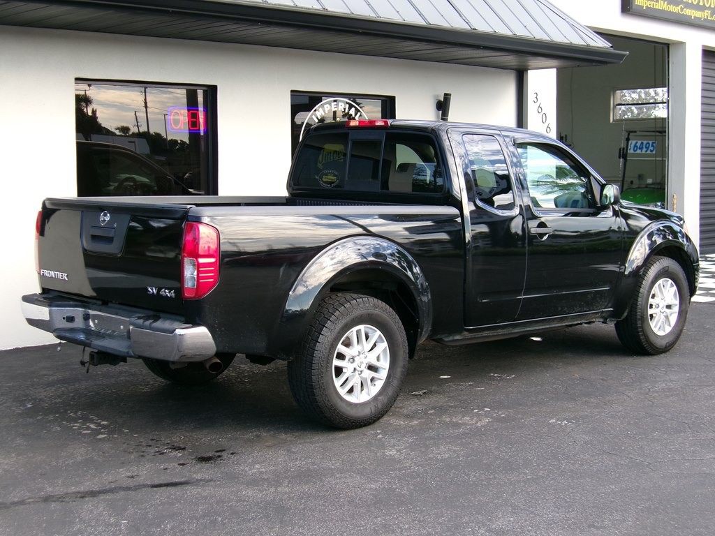 2015 Nissan Frontier Image 17