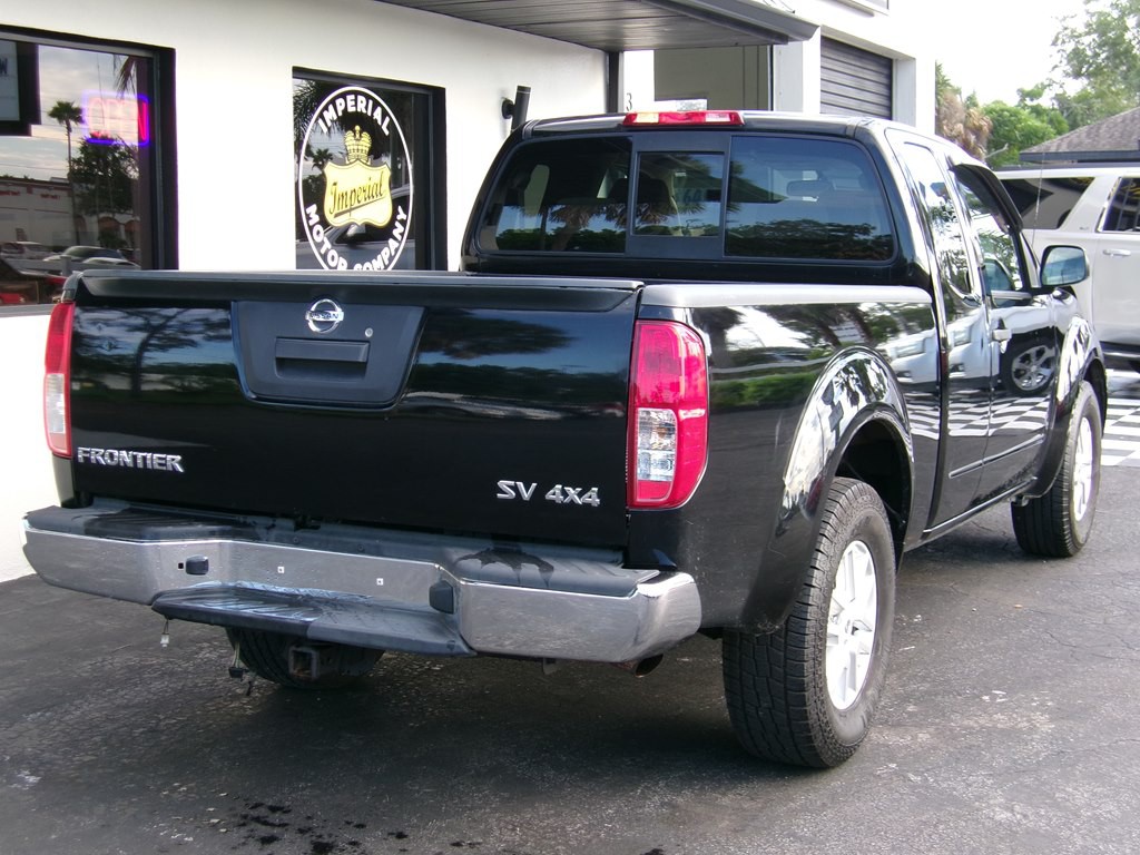 2015 Nissan Frontier Image 19