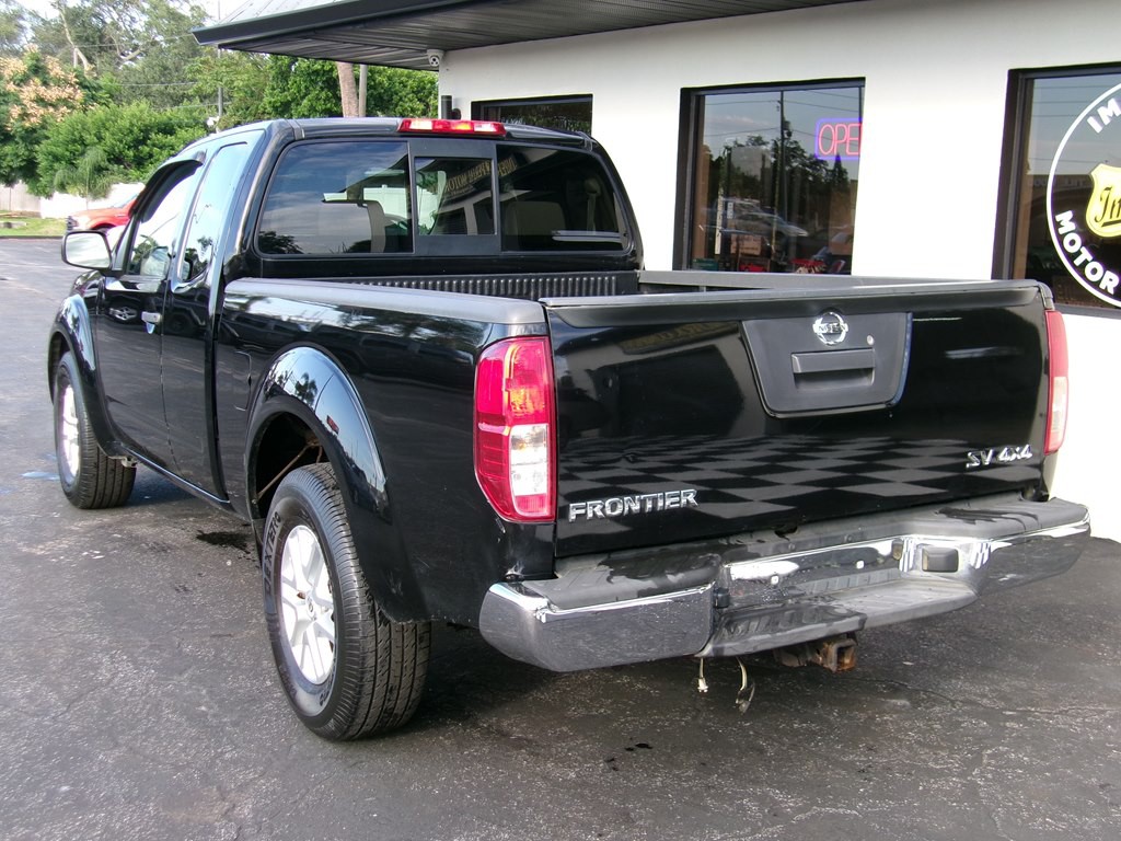 2015 Nissan Frontier Image 23