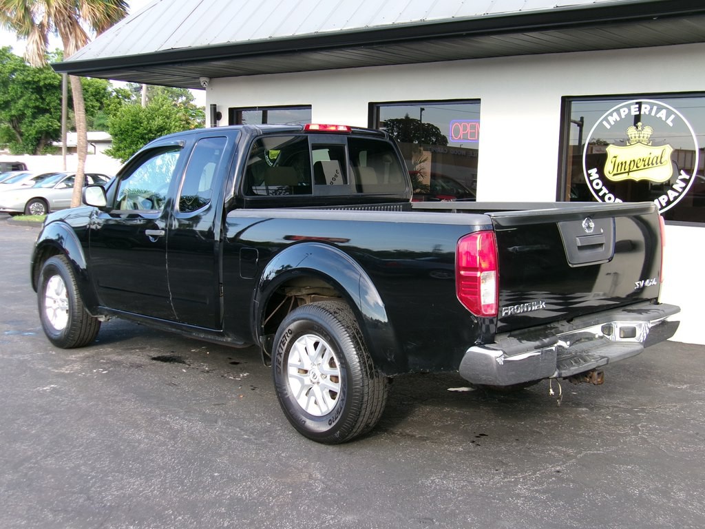 2015 Nissan Frontier Image 24