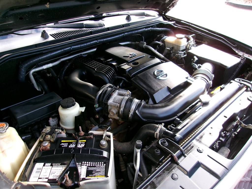 2015 Nissan Frontier Image 35