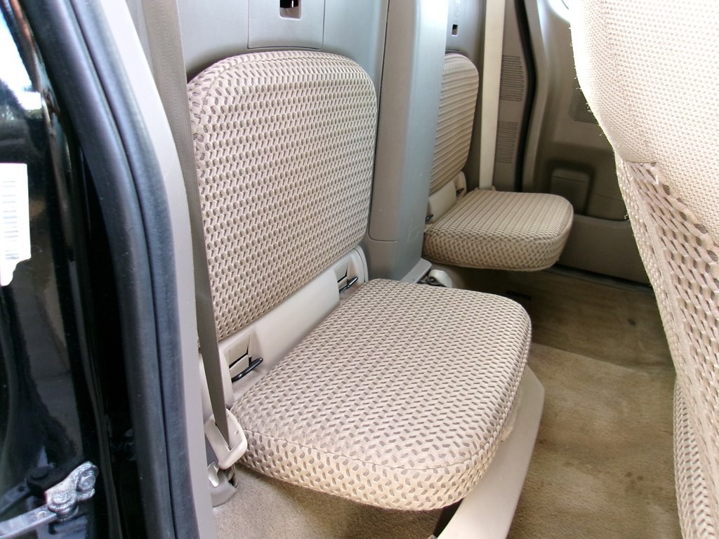 2015 Nissan Frontier Image 44