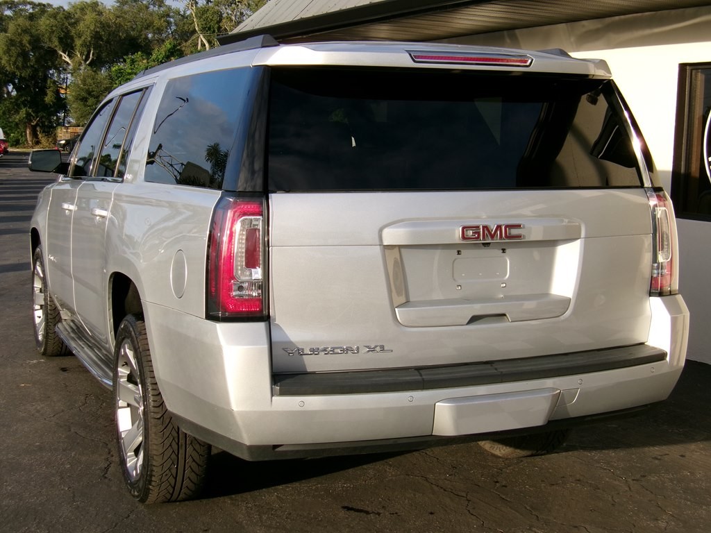 2019 GMC Yukon Image 25