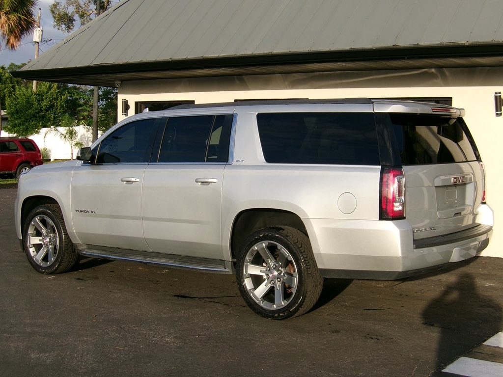2019 GMC Yukon Image 28