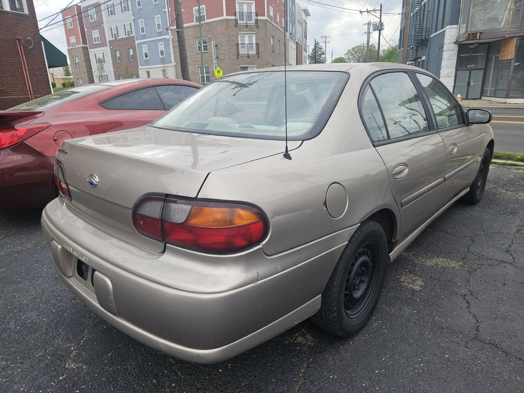 2000 Chevrolet Malibu Image 4