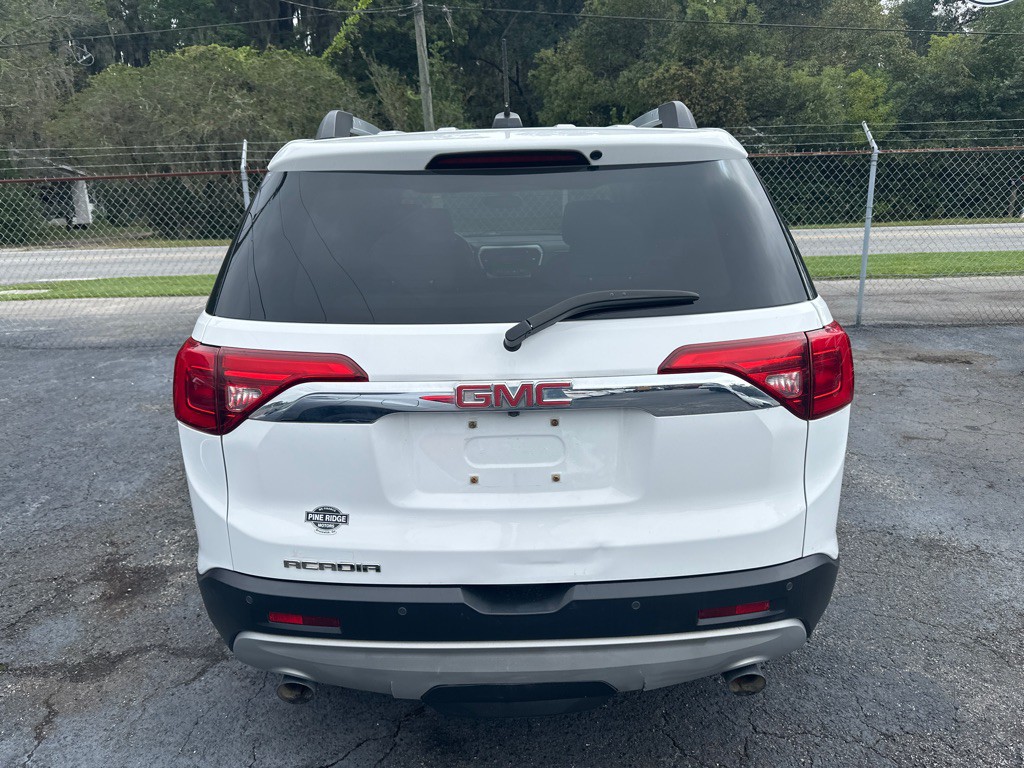 2017 GMC Acadia Image 5