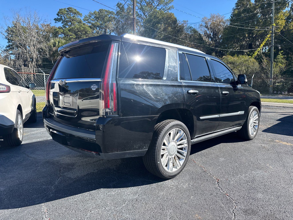 2015 Cadillac Escalade Image 3