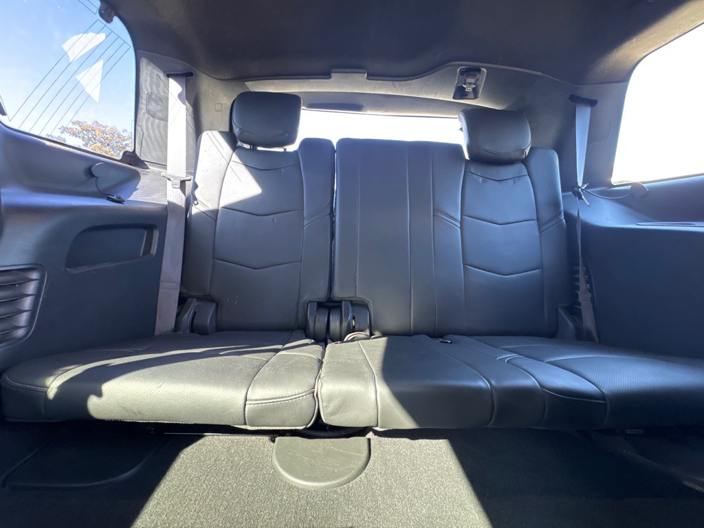 2015 Cadillac Escalade Image 5