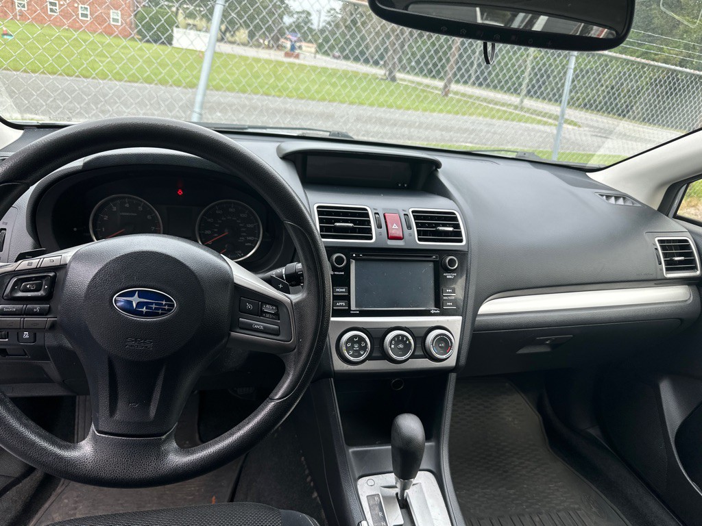 2015 Subaru Crosstrek Image 2