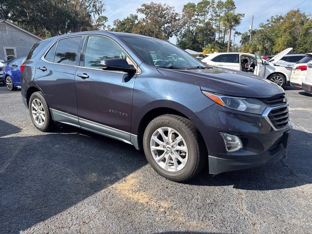 2018 Chevrolet Equinox Image 2