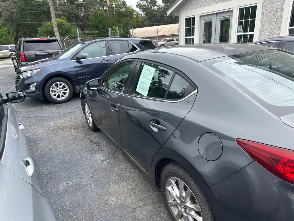 2014 Mazda Mazda3 Image 2