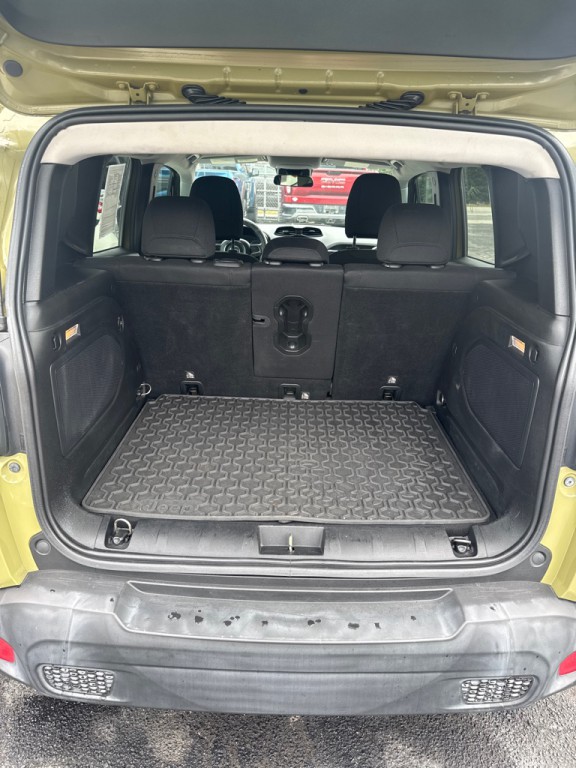 2015 Jeep Renegade Image 4