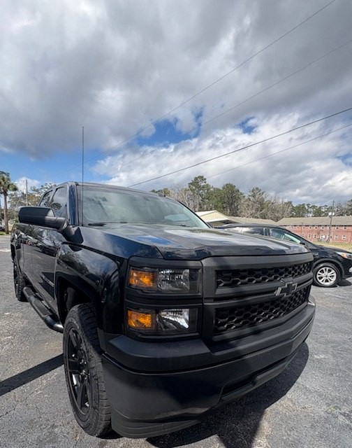 2015 Chevrolet Silverado 1500 Image 1