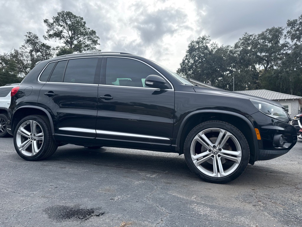 2016 Volkswagen Tiguan Image 2