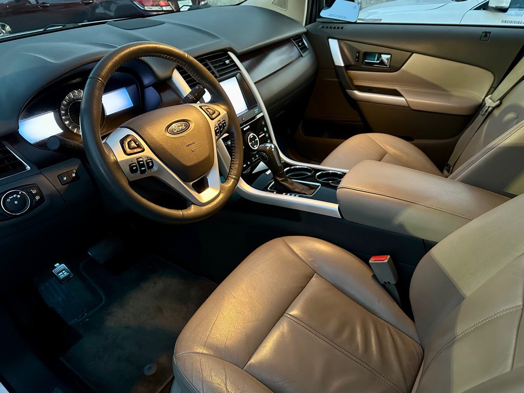 2013 Ford Edge Image 4