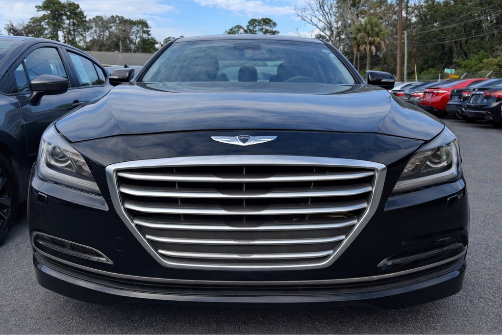 2016 Hyundai Genesis Image 1