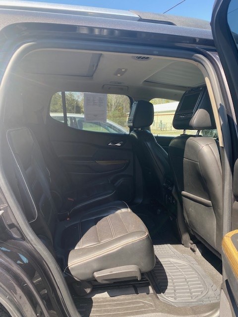 2017 GMC Acadia Image 4