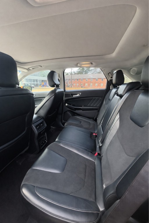 2015 Ford Edge Image 4