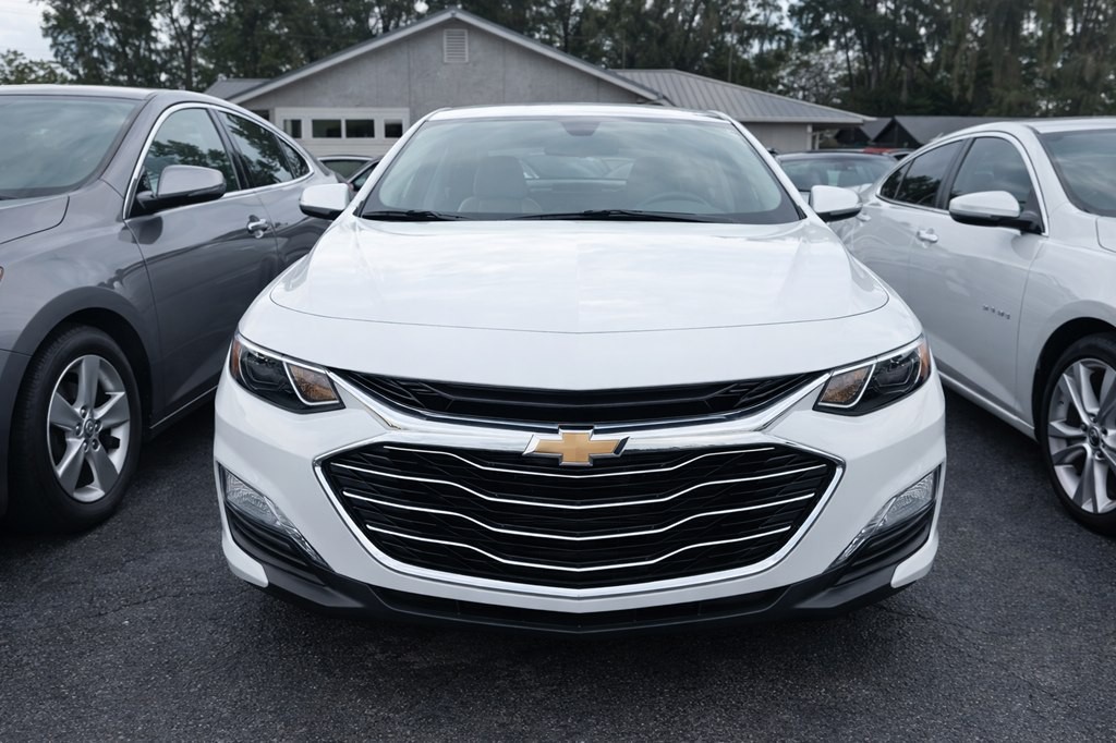 2020 Chevrolet Malibu Image 4