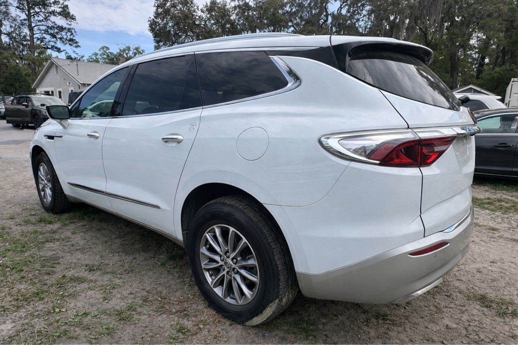 2023 Buick Enclave Image 4