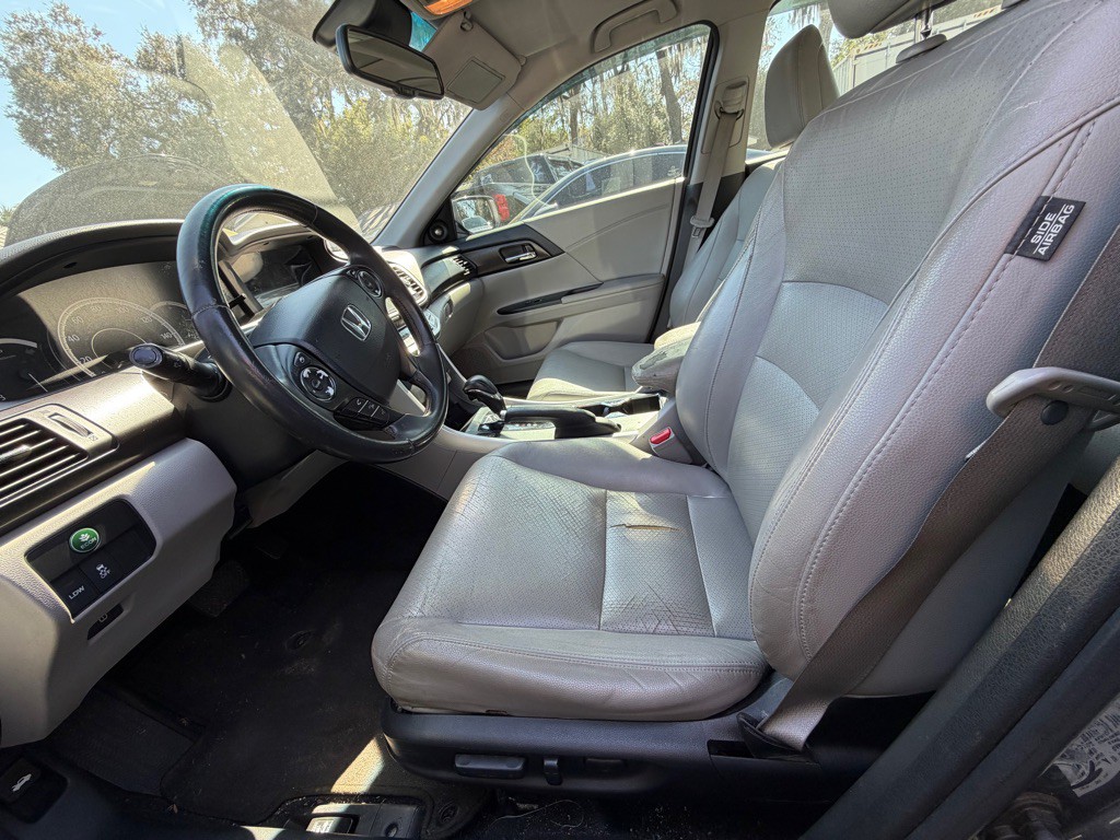 2013 Honda Accord Image 5