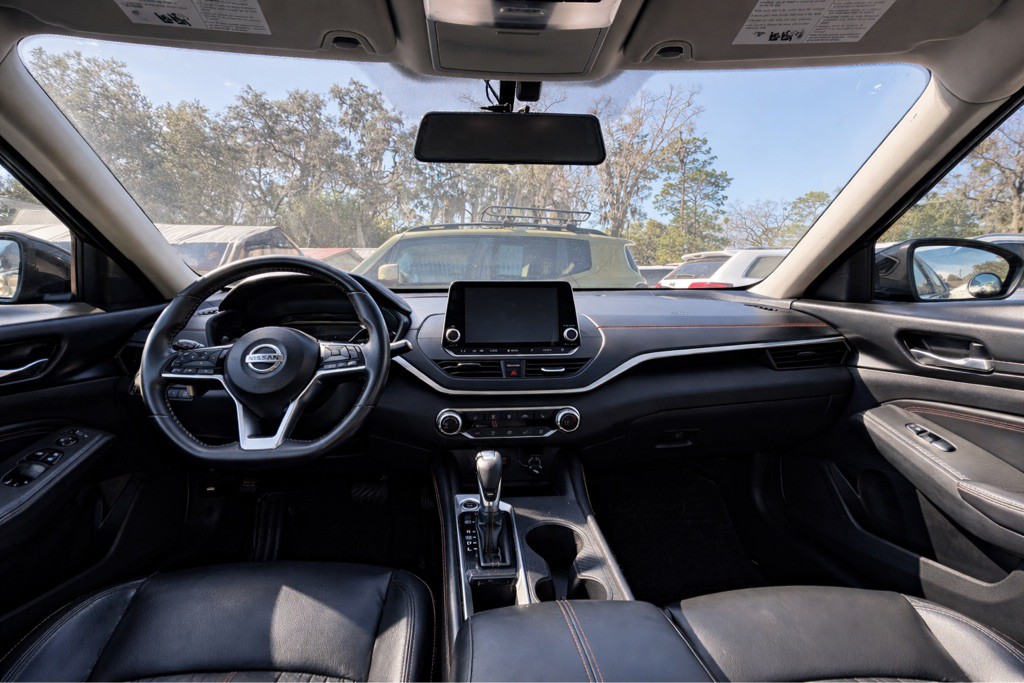 2019 Nissan Altima Image 3