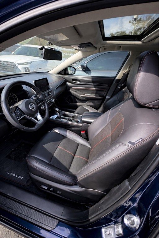 2019 Nissan Altima Image 4