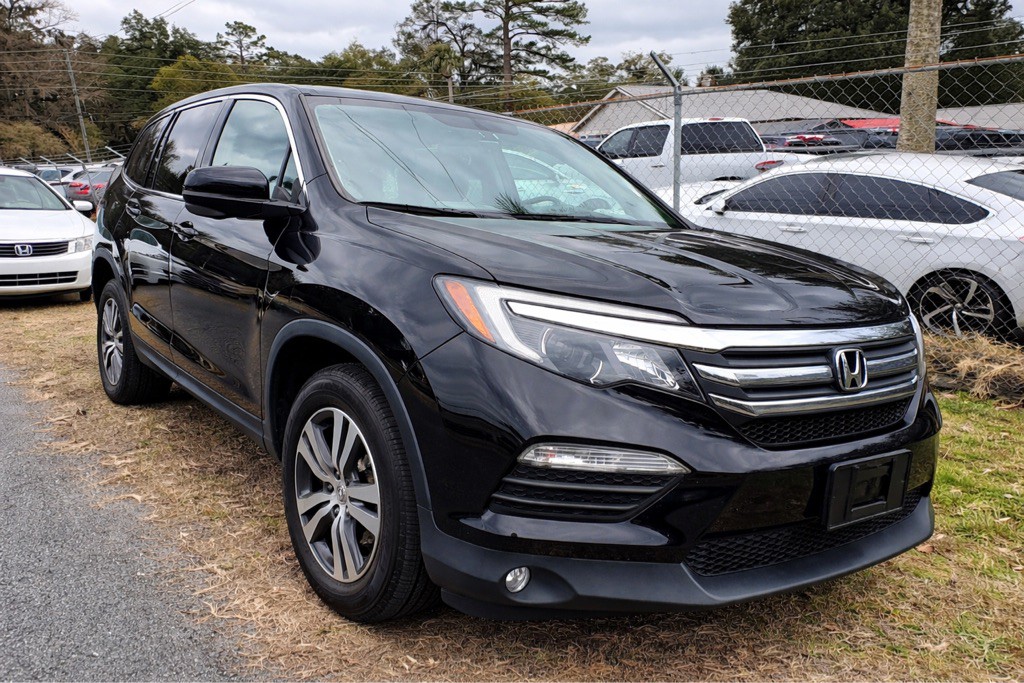 2017 Honda Pilot Image 2