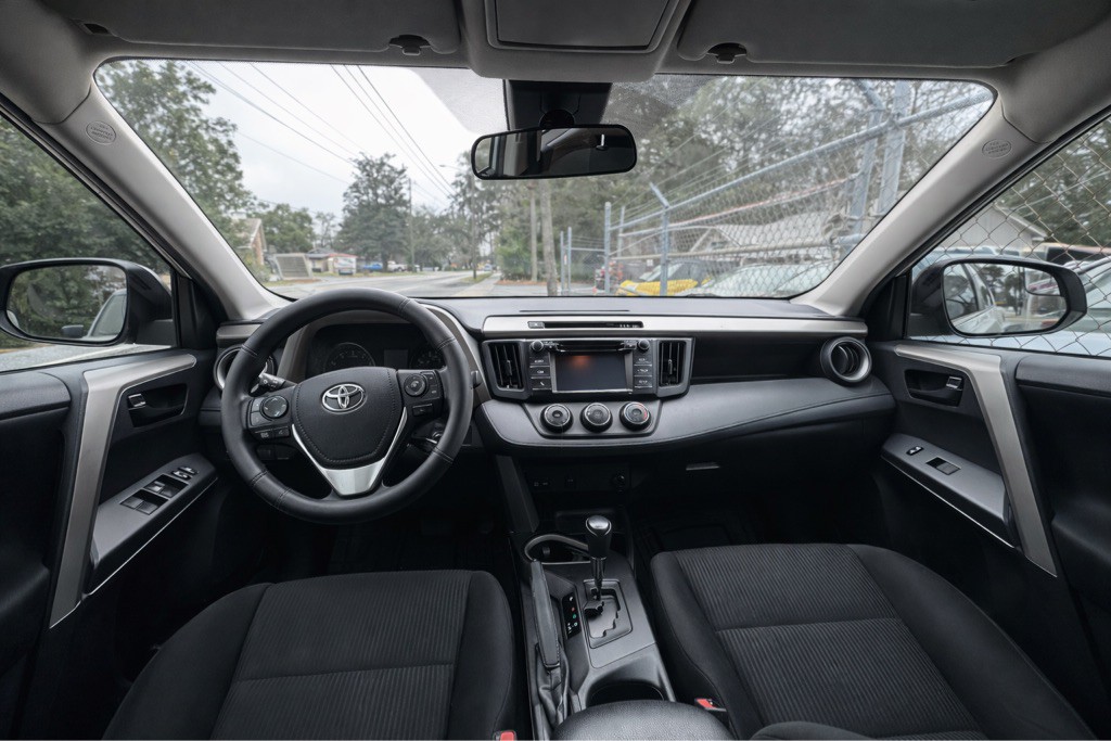 2018 Toyota Rav4 Image 4