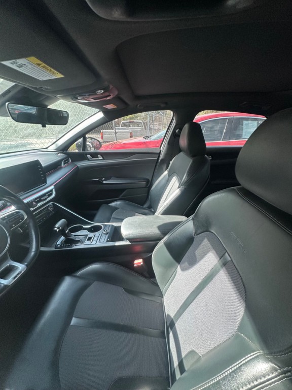 2023 Kia K5 Image 5