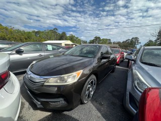 Image for 2017 Honda Accord LX ID: 7283066