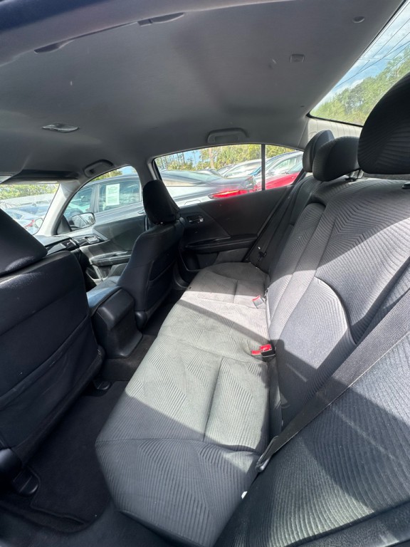 2017 Honda Accord Image 6