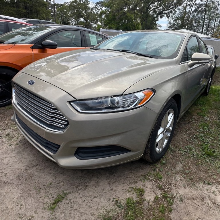 2015 Ford Fusion Image 1