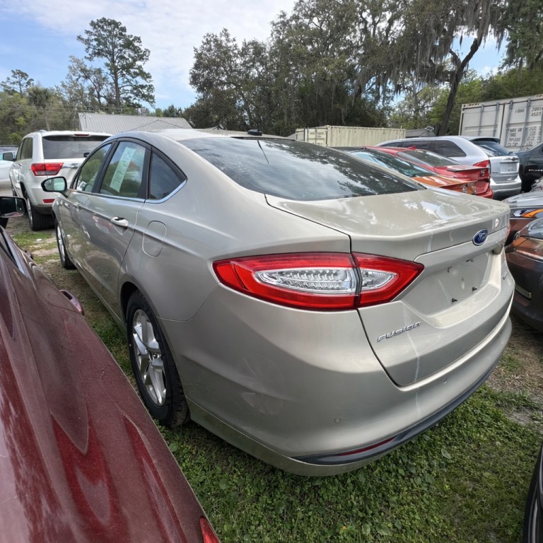 2015 Ford Fusion Image 3