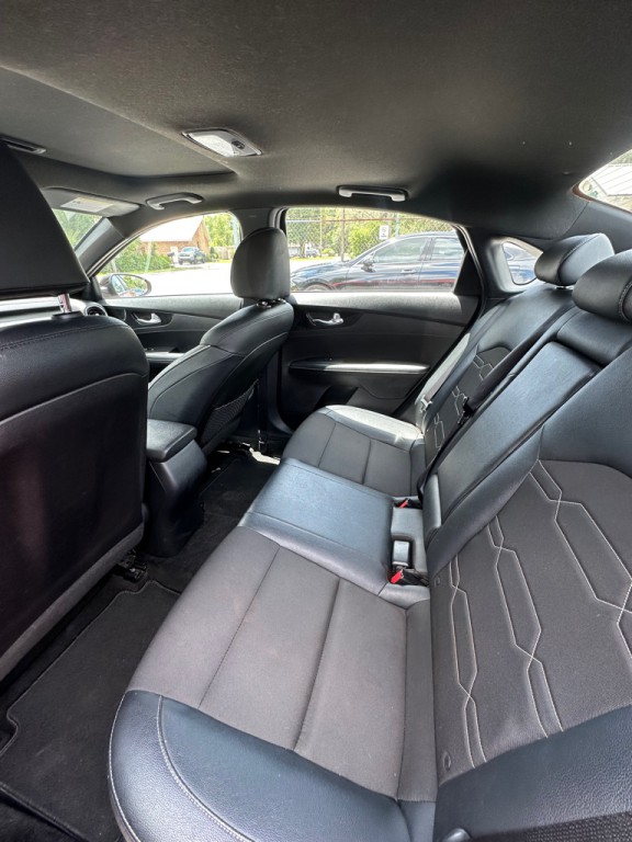 2021 Kia Forte Image 7