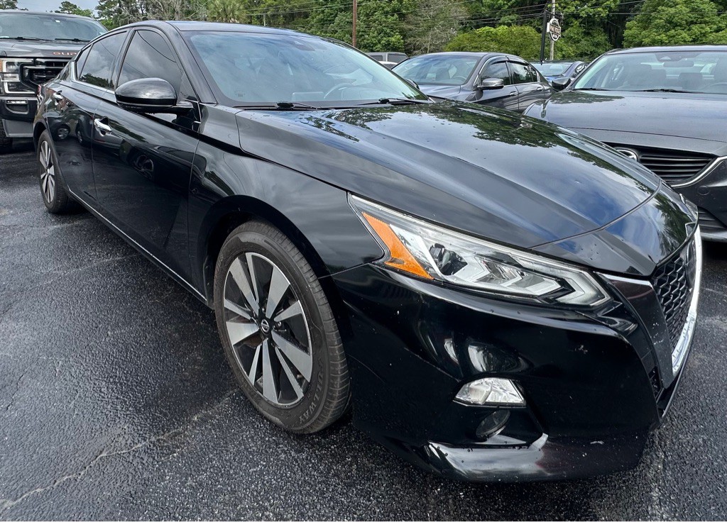2019 Nissan Altima Image 2