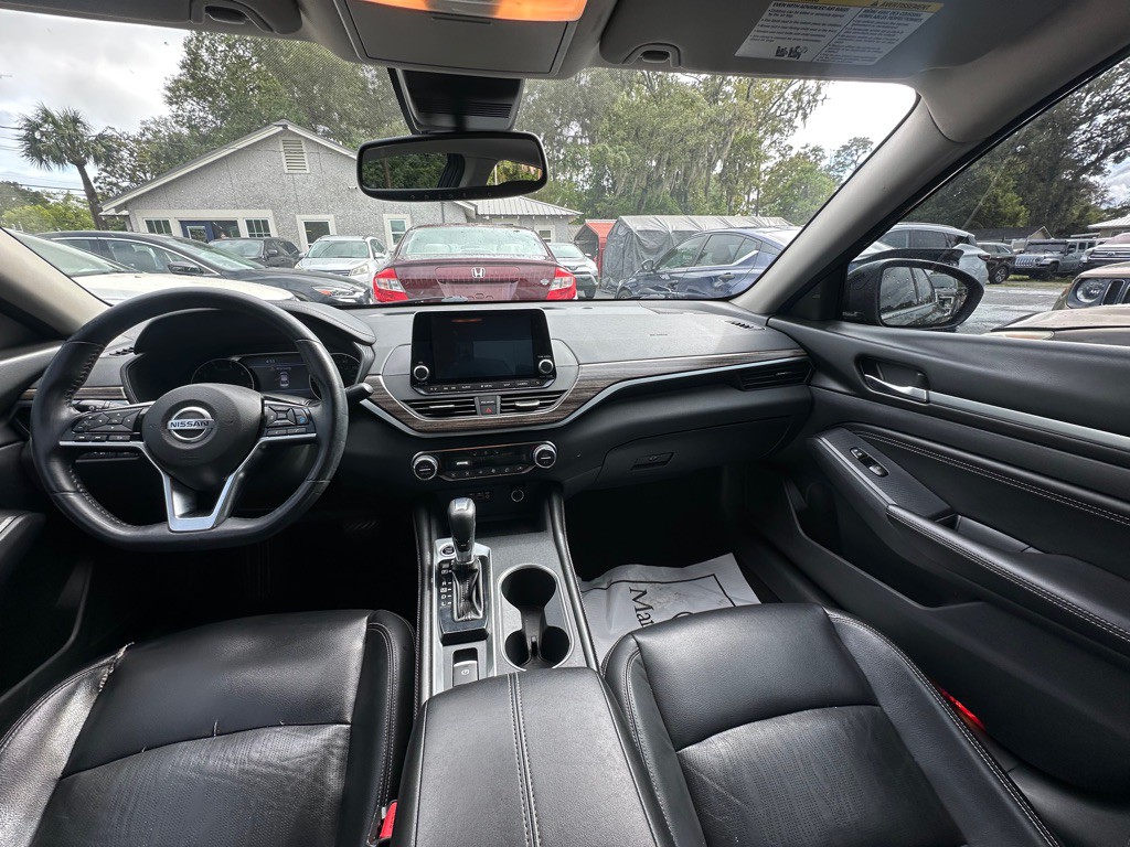 2019 Nissan Altima Image 6