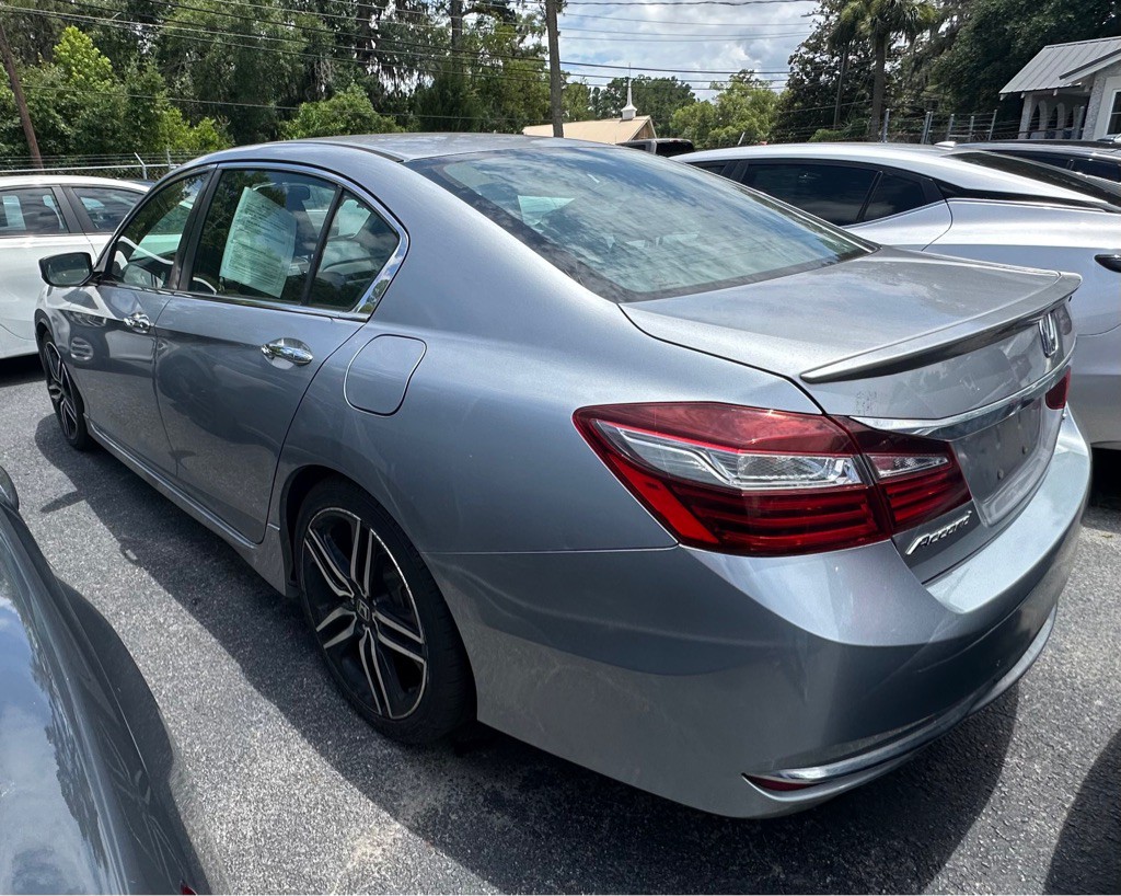 2016 Honda Accord Image 4