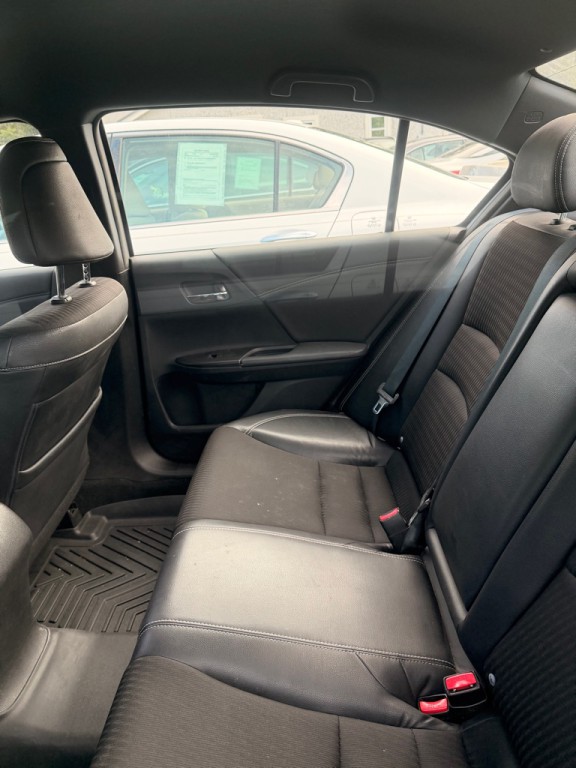 2016 Honda Accord Image 6