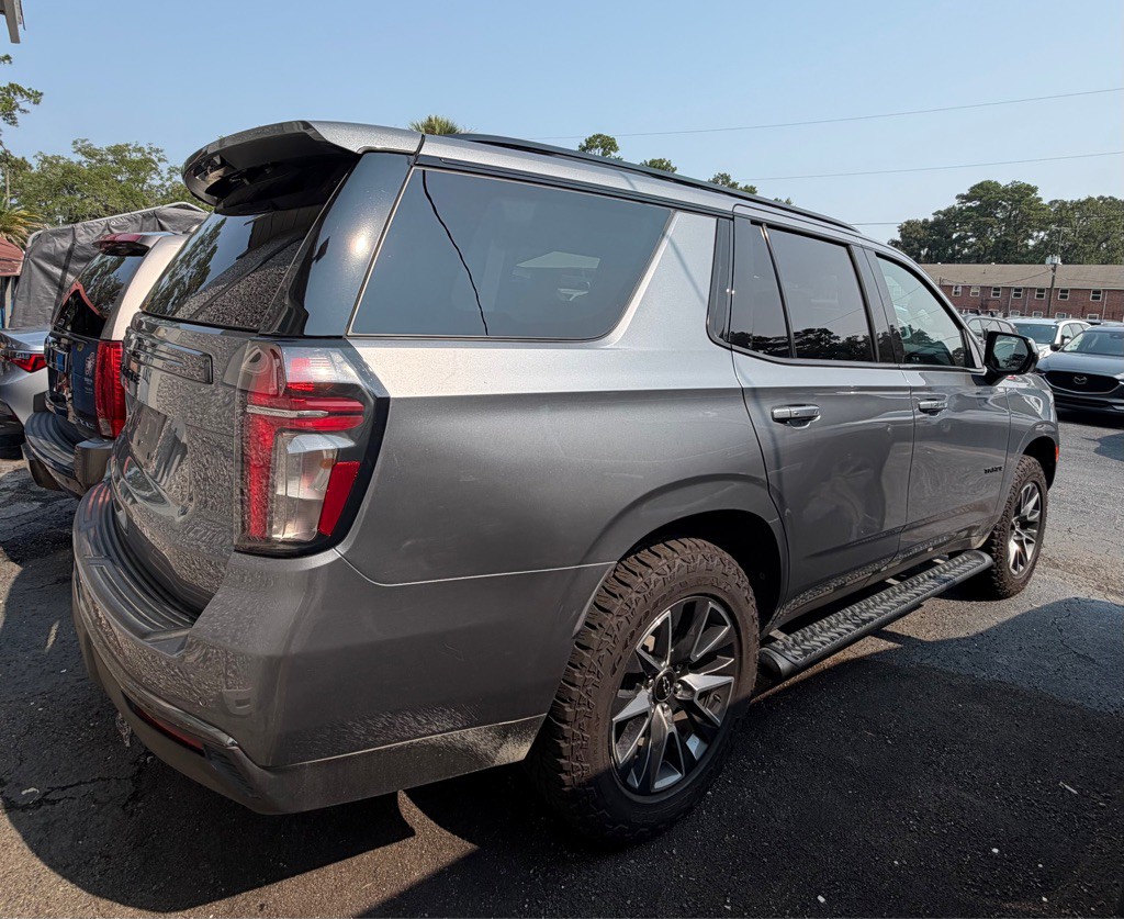 2022 Chevrolet Tahoe Image 3