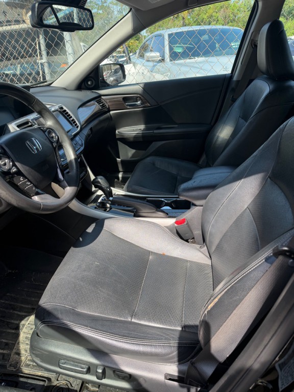 2017 Honda Accord Image 4