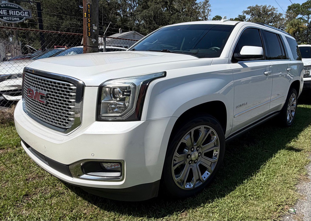 2016 GMC Yukon Image 1