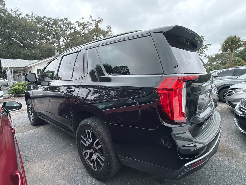 2021 GMC Yukon Image 4