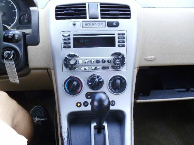 2005 Chevrolet Equinox Image 19