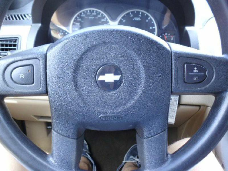 2005 Chevrolet Equinox Image 20