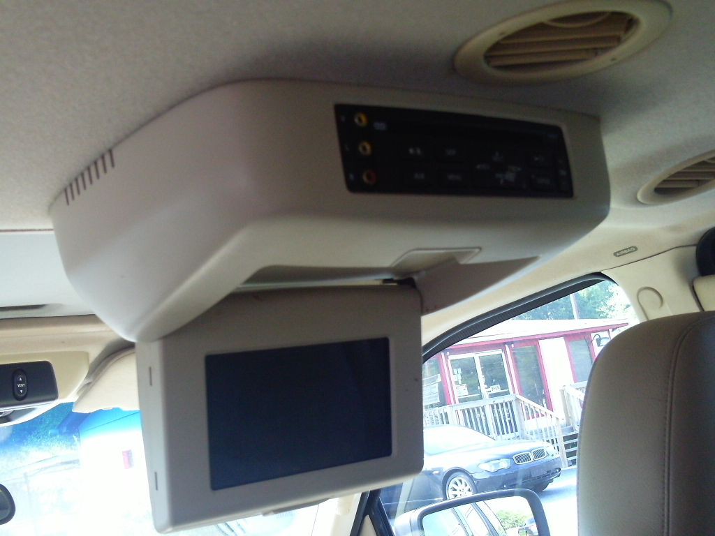 2003 Ford Expedition Image 11