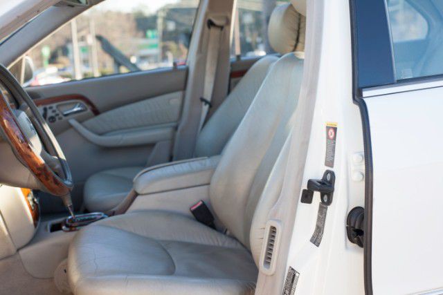 2002 Mercedes-Benz S-Class Image 2